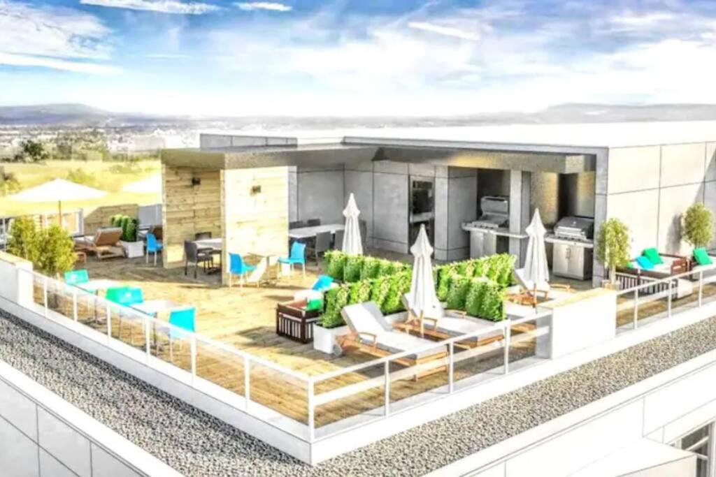 Good Vibes Only -Modern And Spacious 2 Bedroom Condo 4 Beds Free Parking, Gym Quebec City Bagian luar foto