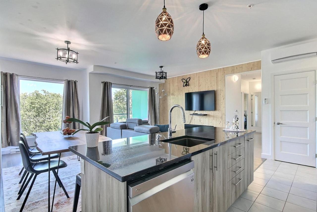 Good Vibes Only -Modern And Spacious 2 Bedroom Condo 4 Beds Free Parking, Gym Quebec City Bagian luar foto